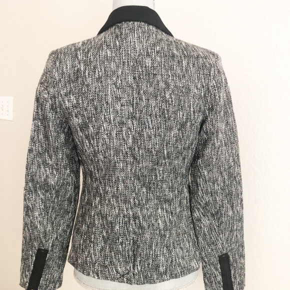 Tweed like Blazer with black lapel - Picture 3 of 5